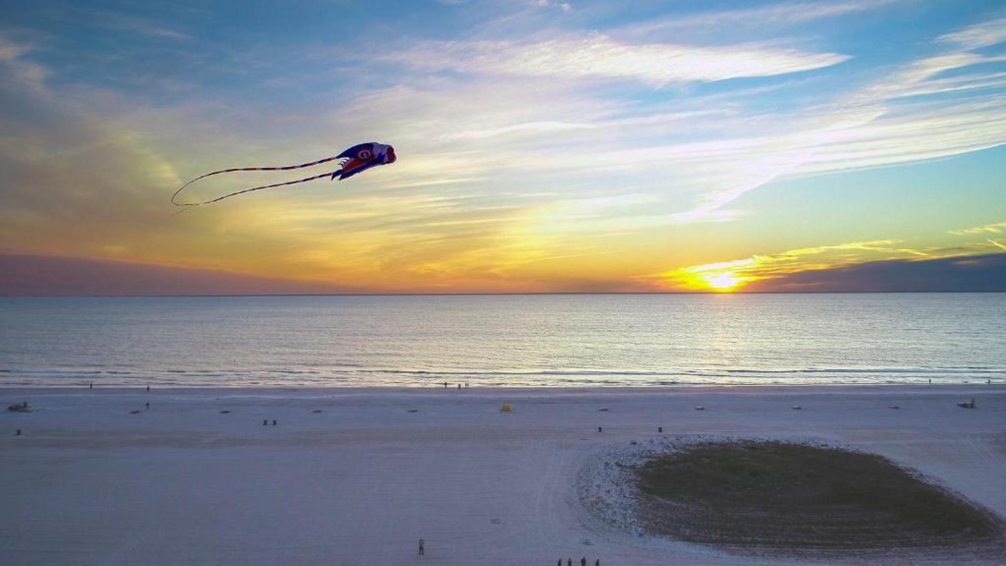 Thunderbird Beach Resort Treasure Island Luaran gambar