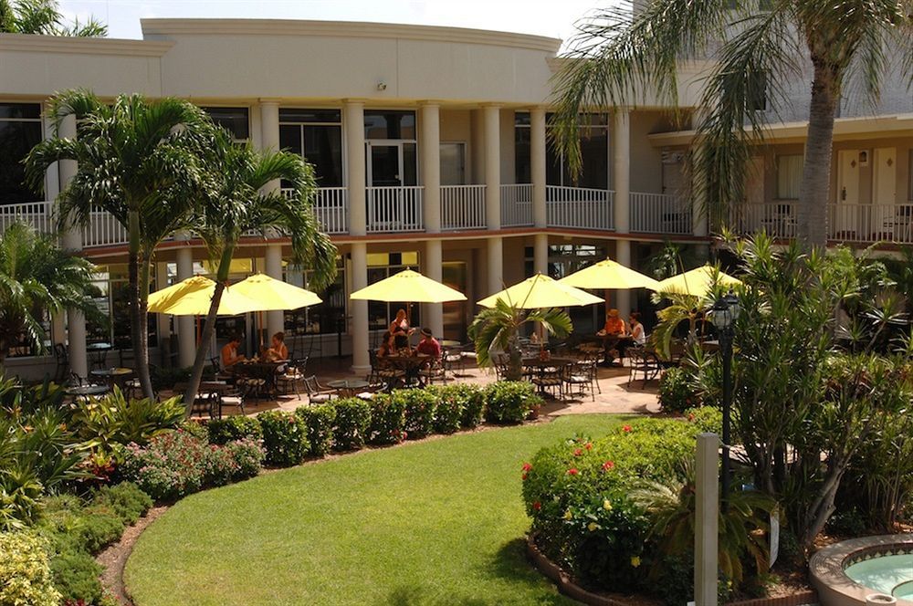 Thunderbird Beach Resort Treasure Island Luaran gambar