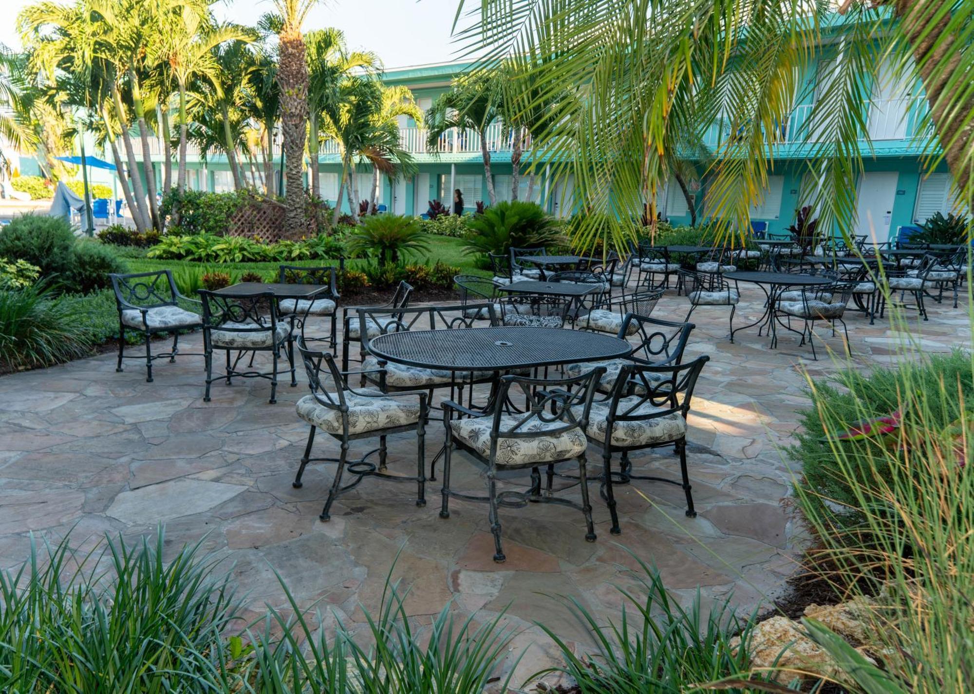 Thunderbird Beach Resort Treasure Island Luaran gambar